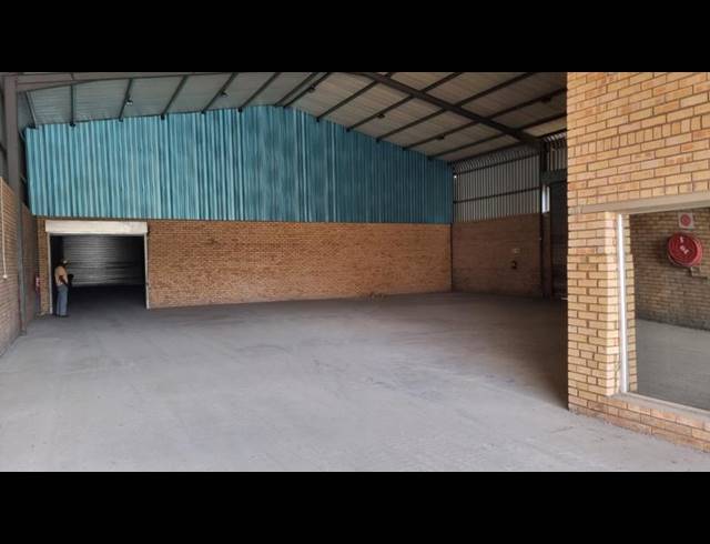 INDUSTRIAL PROPERTY TO RENT IN MASONS MILL